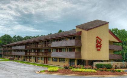 Red Roof Inn Chapel Hill - UNC - image 14
