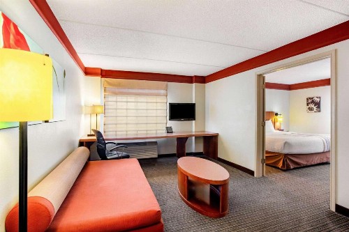 La Quinta by Wyndham Raleigh/Durham Southpoint - image 13