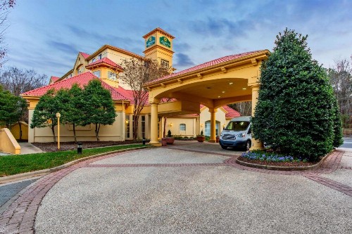 La Quinta by Wyndham Raleigh/Durham Southpoint - image 32