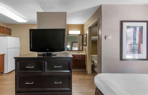 Extended Stay America Suites - Raleigh - RTP - 4919 Miami Blvd - image 10