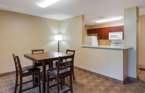 Extended Stay America Suites - Raleigh - RTP - 4919 Miami Blvd - image 36