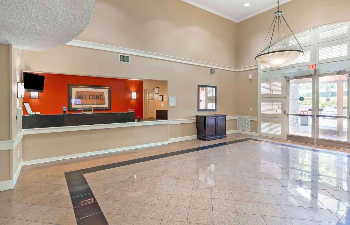 Extended Stay America Suites - Raleigh - RTP - 4919 Miami Blvd - image 4