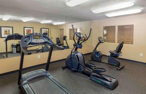Extended Stay America Suites - Raleigh - RTP - 4919 Miami Blvd - image 43
