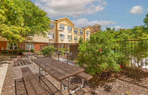 Extended Stay America Suites - Raleigh - RTP - 4919 Miami Blvd - image 49