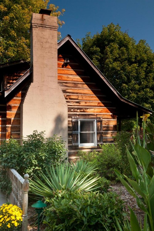 Arrowhead Inn - image 13
