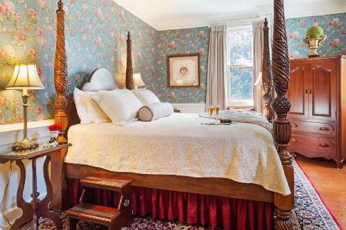 Arrowhead Inn - image 22