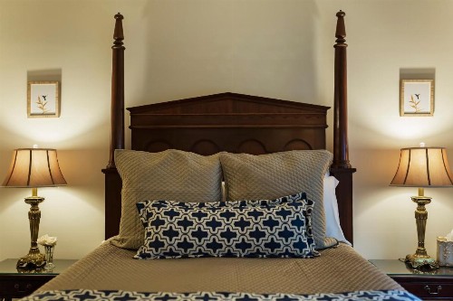 Arrowhead Inn - image 45