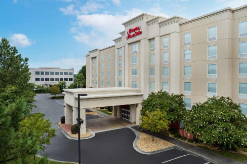 Hampton Inn & Suites Durham North I-85 - image 2
