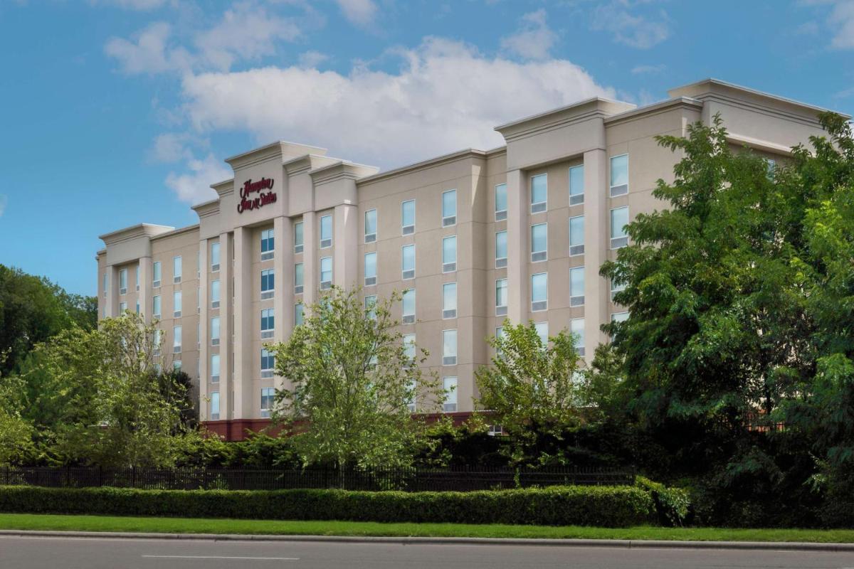 Hampton Inn & Suites Durham North I-85 - image 3
