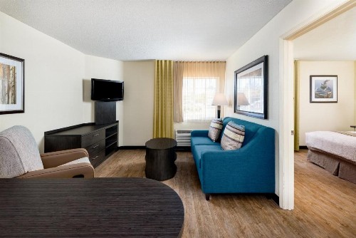 Candlewood Suites Durham - RTP an IHG Hotel - image 17
