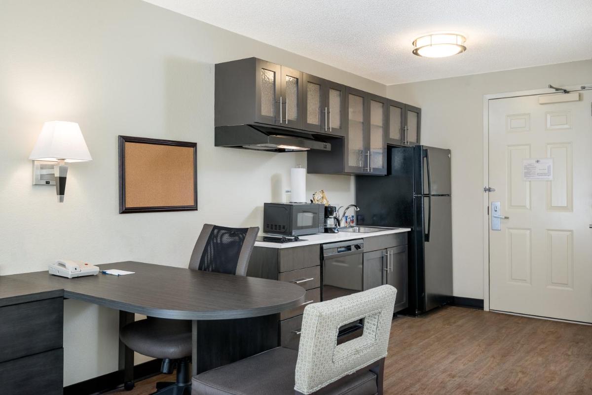 Candlewood Suites Durham - RTP an IHG Hotel - image 4