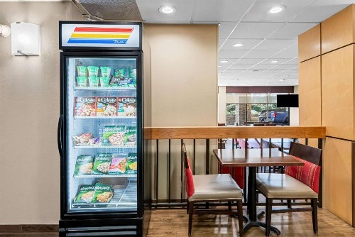 Comfort Inn & Suites Durham near Duke University - image 19