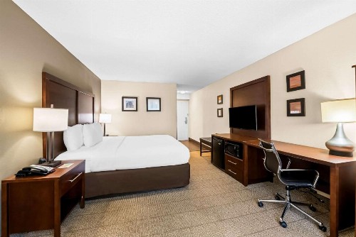 Comfort Inn & Suites Durham near Duke University - image 22