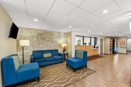 Comfort Inn & Suites Durham near Duke University - image 25