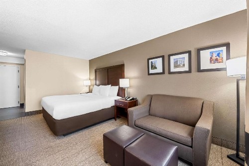 Comfort Inn & Suites Durham near Duke University - image 33