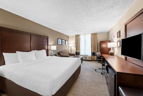 Comfort Inn & Suites Durham near Duke University - image 40