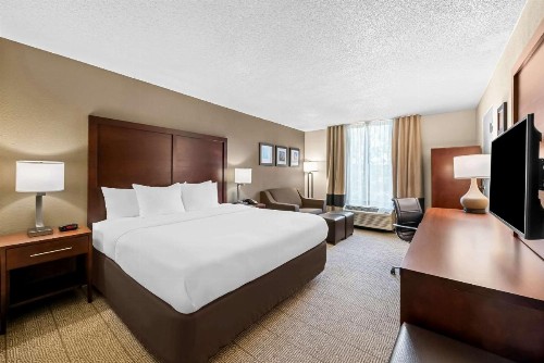 Comfort Inn & Suites Durham near Duke University - image 44