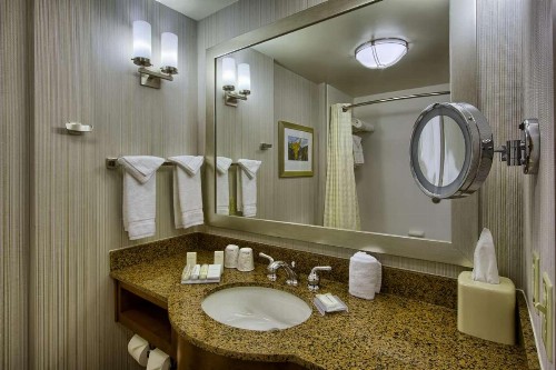 Hilton Garden Inn Durham-University Medical Center - image 31