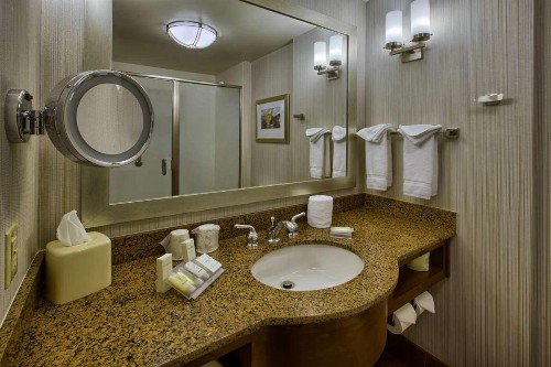Hilton Garden Inn Durham-University Medical Center - image 33