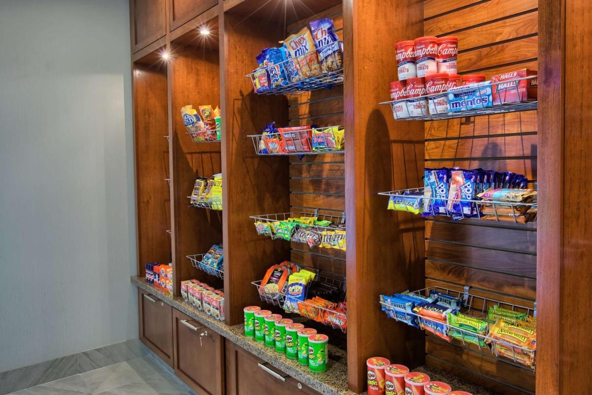 Hilton Garden Inn Durham-University Medical Center - image 6