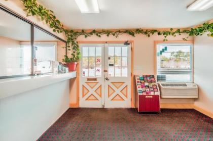 OYO Hotel Durham West Hills - image 15