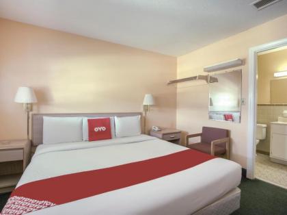 OYO Hotel Durham West Hills - image 6