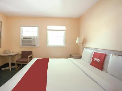 OYO Hotel Durham West Hills - image 11