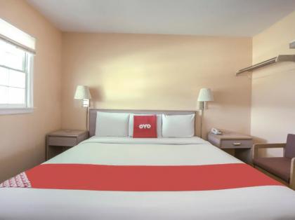OYO Hotel Durham West Hills - image 12