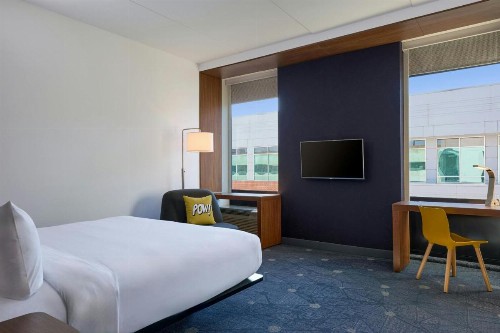 Aloft Durham Downtown - image 11