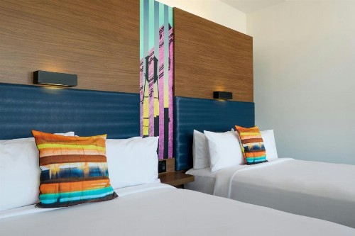 Aloft Durham Downtown - image 29