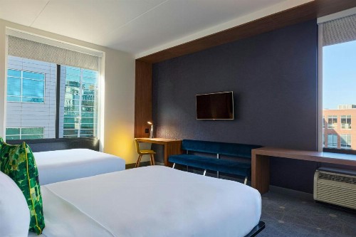 Aloft Durham Downtown - image 30