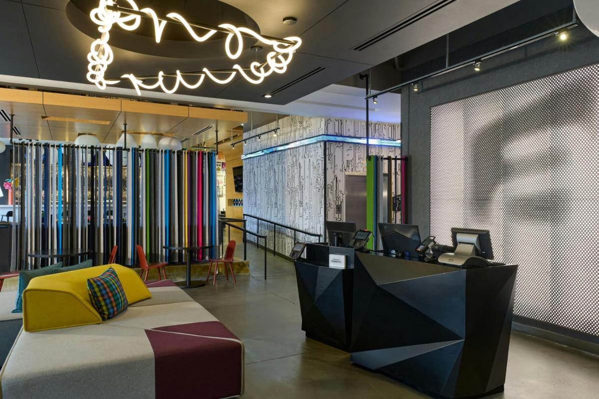 Aloft Durham Downtown - image 4