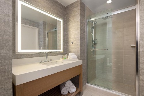 JB Duke Hotel - image 38