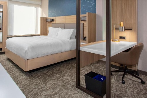 SpringHill Suites By Marriott Durham City View - image 12