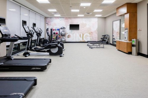SpringHill Suites By Marriott Durham City View - image 23