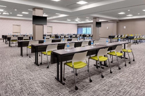 SpringHill Suites By Marriott Durham City View - image 27