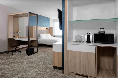 SpringHill Suites By Marriott Durham City View - image 6