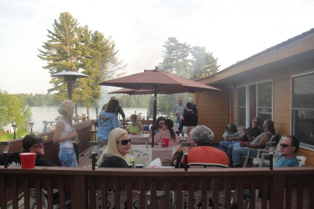 Hiawatha Lodge Inn - image 2
