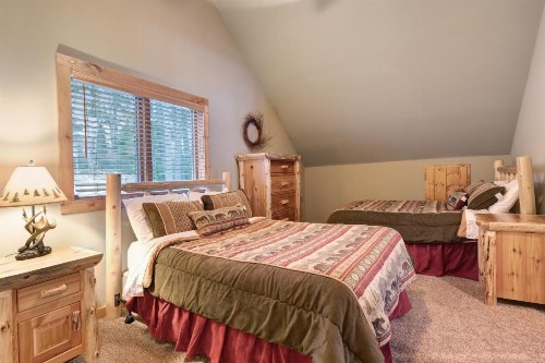 Cranberry Lake Chalet - image 7