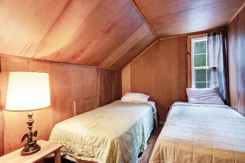 Roost Manor - image 12