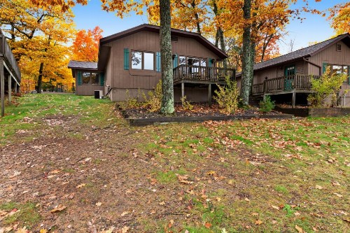 Chanticleer Inn: Villa 7 - image 6
