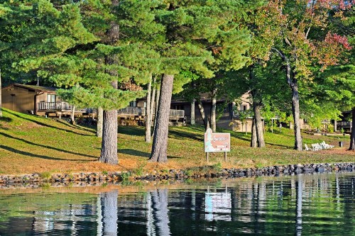 Chanticleer Inn: Hudson House - image 8