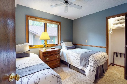 Chanticleer Inn: Villa 8 - image 10