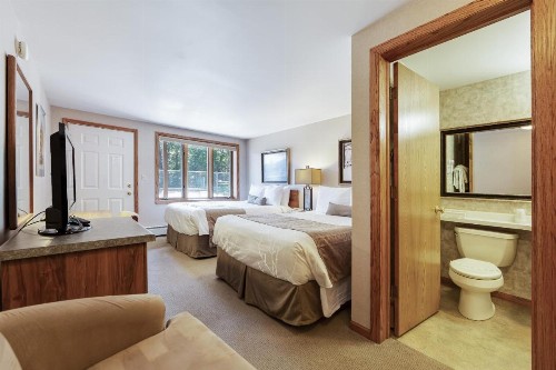 The Rooms at Chanticleer Inn - image 7