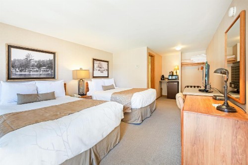 The Rooms at Chanticleer Inn - image 9