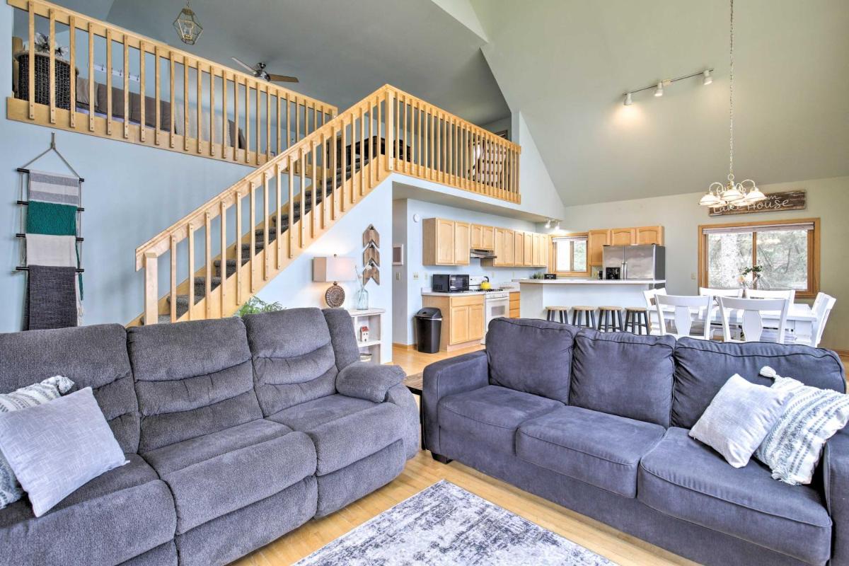 Cozy Dam Lake Escape with Dock Yard and Water Access! - image 6