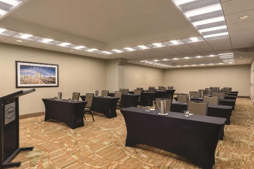 Hampton Inn New York - LaGuardia Airport - image 19