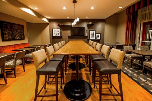 Hampton Inn New York - LaGuardia Airport - image 20