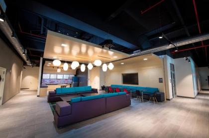 Aloft New York LaGuardia Airport - image 10