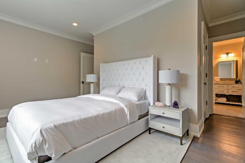 Luxury East Hampton Home w/Private Saltwater Pool! - image 12